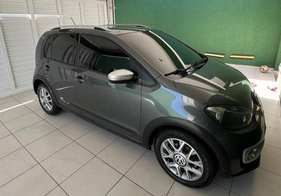 VOLKSWAGEN CROSS UP 1.0 TSI 12V FLEX 4P MANUAL VOLKSWAGEN CROSS UP 1.0 TSI 12V FLEX 4P MANUAL
